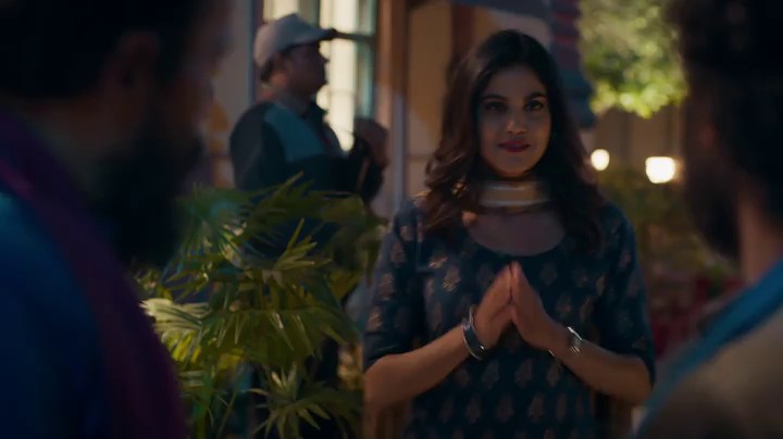 Aashram S02 Hindi WEB-DL 480p x264 AVC AAC 2ch.mkv.0004